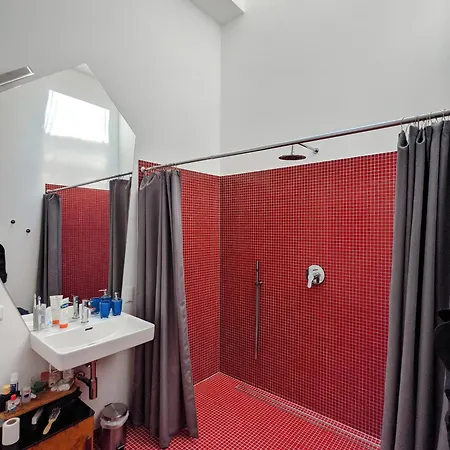Апартаменты Romantic And Atypical In Prague's Montmartre Прага