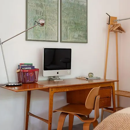 Apartman Romantic And Atypical In Prague's Montmartre *