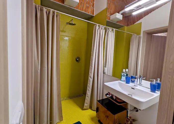 Romantic And Atypical In Prague's Montmartre *