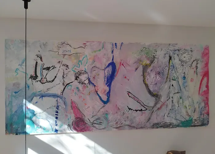 Romantic And Atypical In Prague's Montmartre Daire