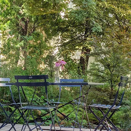 Apartamento Romantic And Atypical In Prague's Montmartre Praga